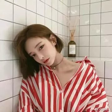 爱我你再亲亲我