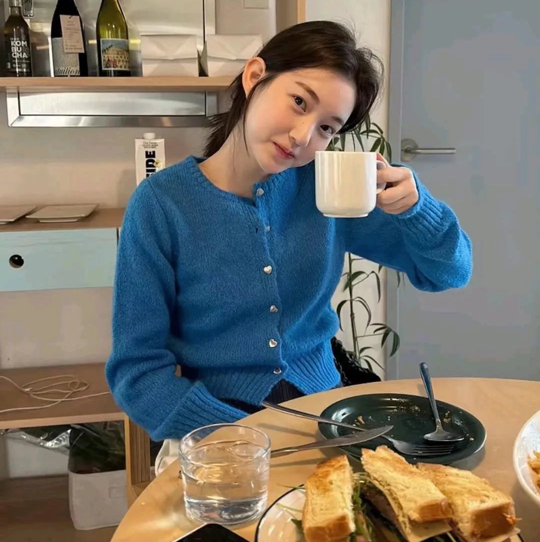 皮裘大衣女人